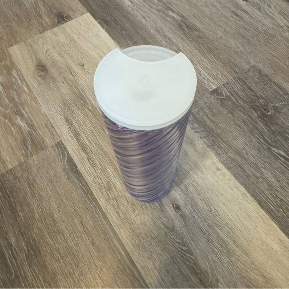 Starbucks Clear Iridescent Holiday Swirl 16 Oz Travel Mug Tumbler 2022 with Lid - Picture 4 of 7